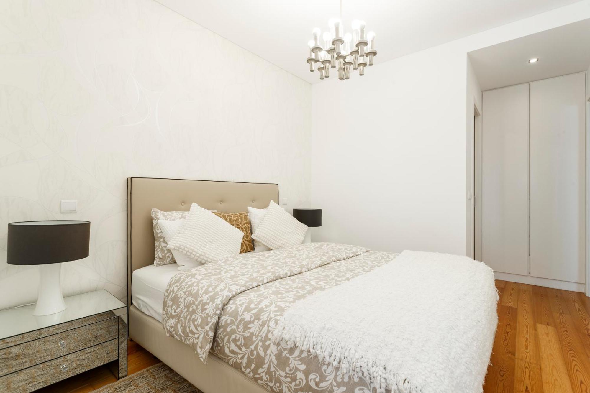Cortes Apartment In Lisbon Historic Neighborhood Exterior photo